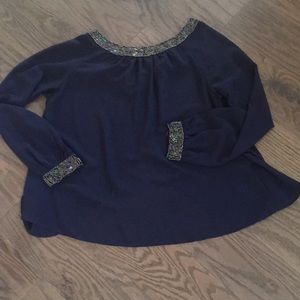 Beautiful “Moon” Top